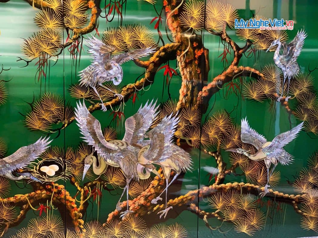 Bộ tranh sơn mài tùng cò lá xanh cẩn ốc nổi cao cấp TSM4080TC-1.1