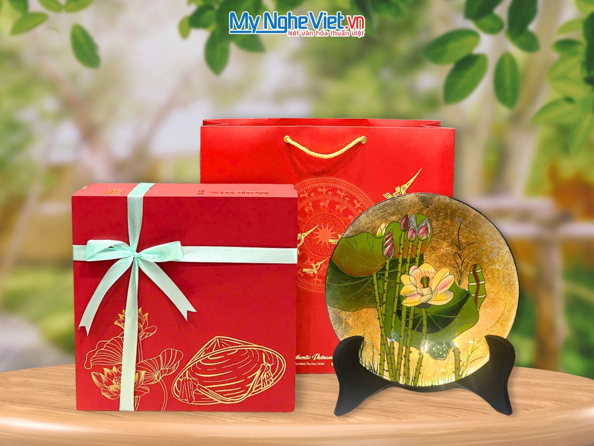 Tranh dĩa sơn mài hoa sen D20 + Hộp Cao Cấp TD20-3.1