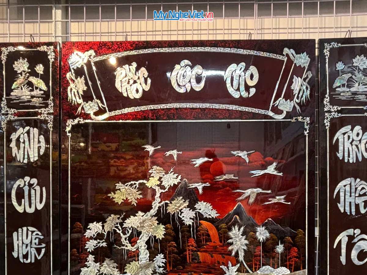 Liễn sơn mài – Cửu huyền thất tổ Phúc Lộc Thọ cẩn ốc nền ấm ngang 120x140cm 