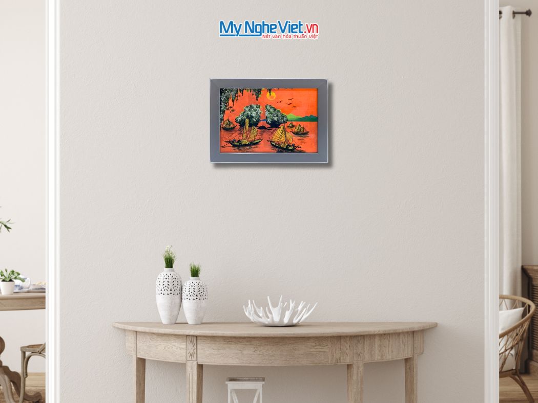 Tranh Sơn Mài Phong Cảnh Vịnh Hạ Long Dát Lá Bạc Nền Cam tsm2535.7