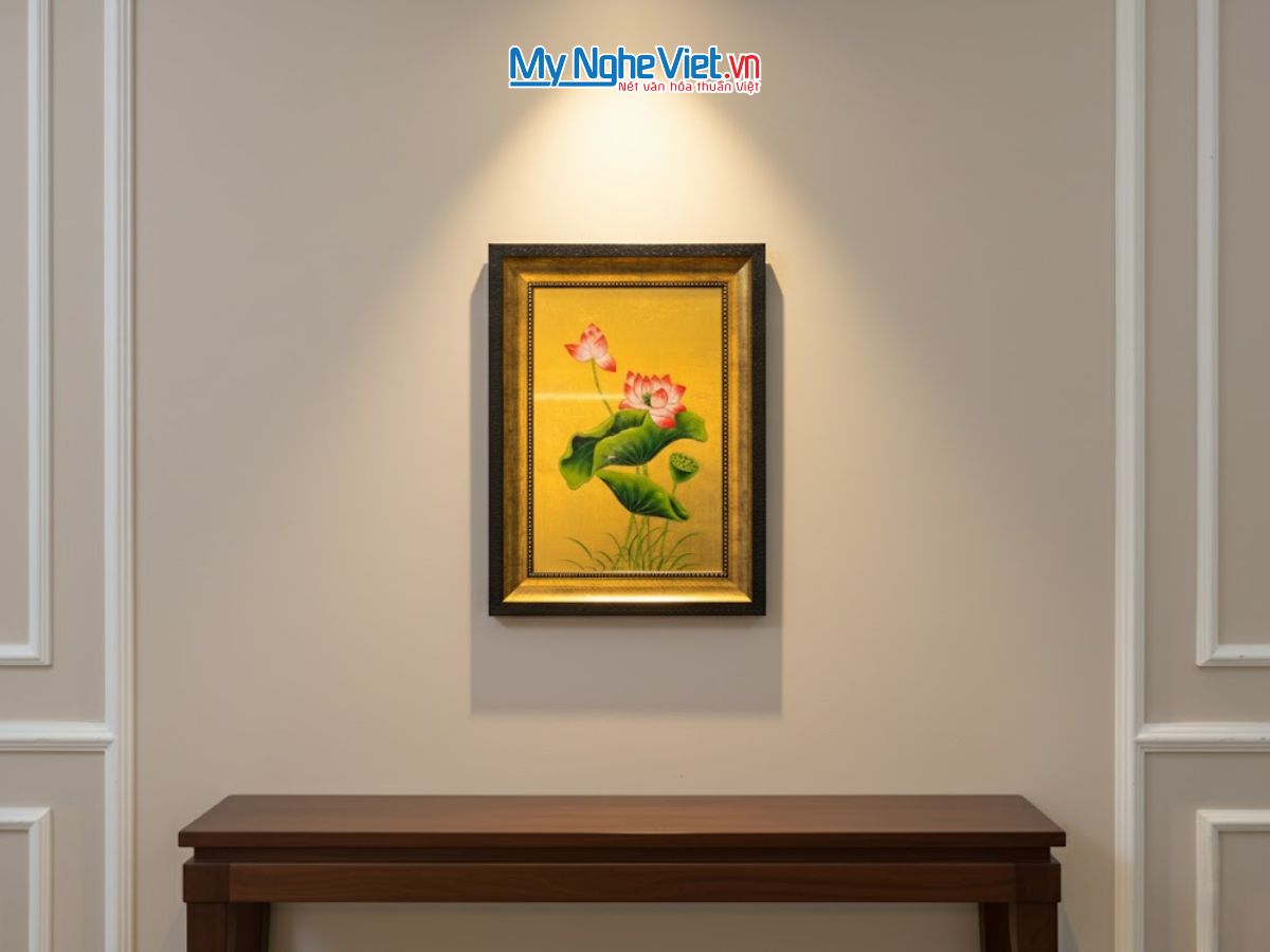 Tranh Sơn Mài Hoa Sen Vàng Đắp Nổi Và Hộp Quà Tặng Cao Cấp TSMDH2838-2