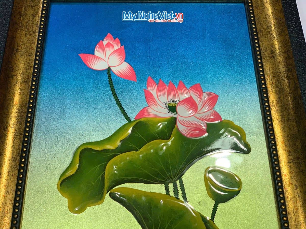 Tranh Sơn Mài Hoa Sen Nền Xanh Đắp Nổi Và Hộp Quà Tặng Cao Cấp TSMDH2838-1.1