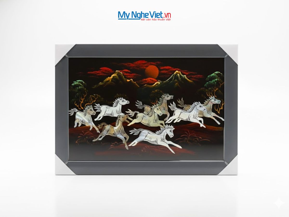 Bộ tranh sơn mài mã đáo thành công cẩn ốc chìm và khung đen TSM20301/khung