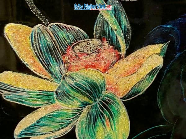 Tranh sơn mài hoa sen cao cấp 35x35 MNV-TSM3535/18