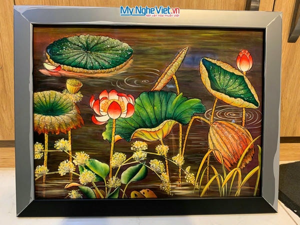 Tranh sơn mài vẽ hoa sen 30x40 có khung 35x45 TSM3545-1.10