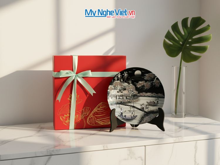 Tranh Đĩa Sơn Mài Đồng Quê Trắng Đen D20cm TD20-6