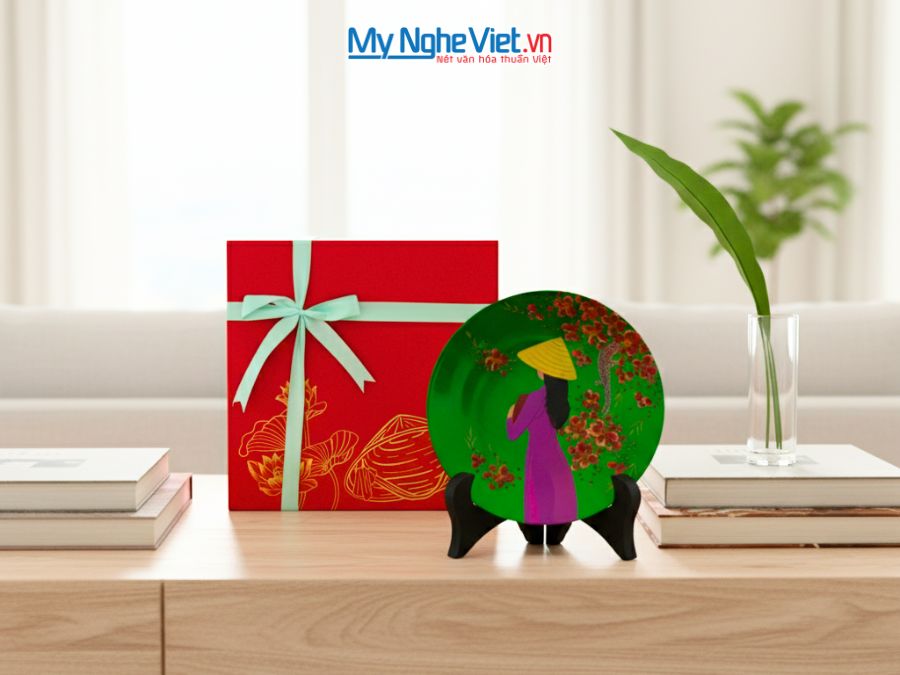 Tranh đĩa sơn mài cô gái đào D20 nhiều mẫu TD20-4