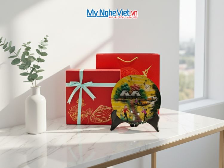 Tranh Đĩa Sơn Mài Đồng Quê Màu Vàng D25cm TD25-2