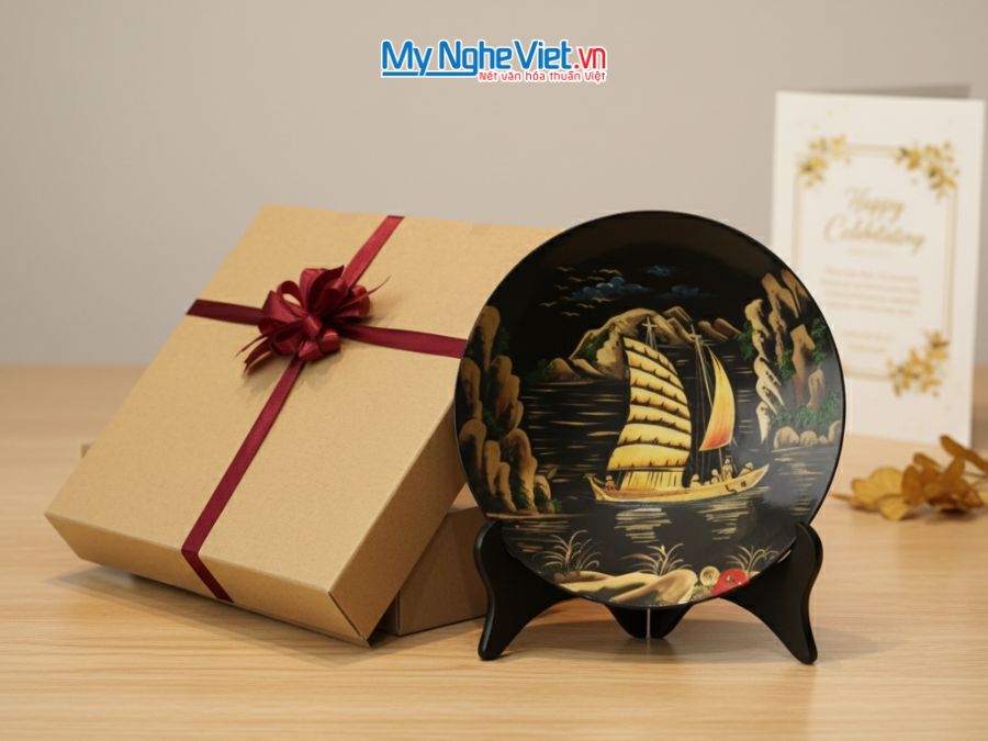 Tranh Đĩa Sơn Mài Thuận Buồm Xuôi Gió MNV-CBTD359