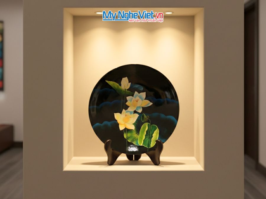 Tranh Đĩa Sơn Mài Hoa Sen trắng MNV-SMA430/D30