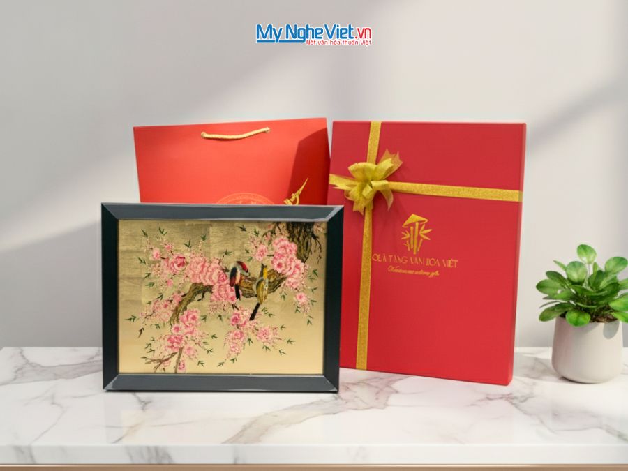 Tranh sơn mài dát vàng đôi chim 35x45cm MNV-TSM3545/5