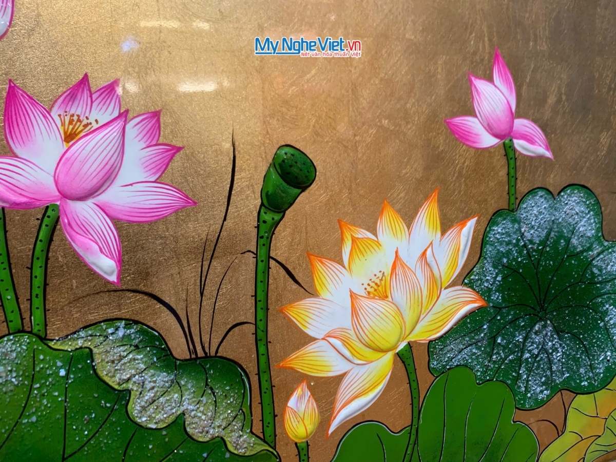Tranh sơn mài sen đắp nổi dát vàng 40x60 có khung 54x74cm TSM571-1.10