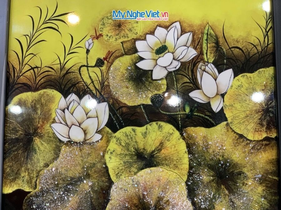 Tranh sơn mài hoa sen cao cấp nền xanh 35x35 MNV-TSM3535/4