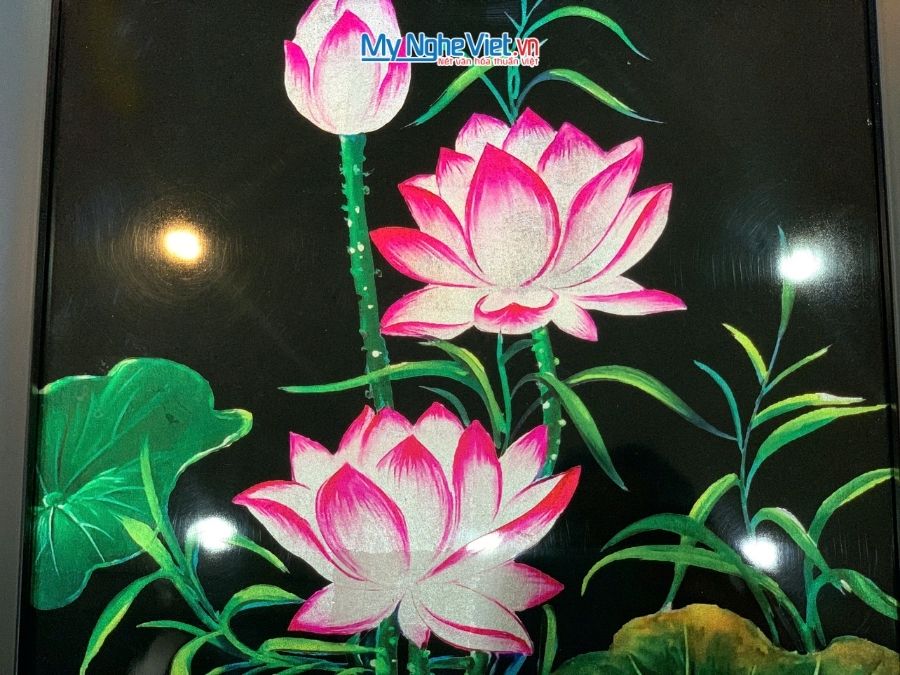Tranh Sơn Mài Hoa Sen Và Hộp Quà Tặng Cao Cấp TSM3545-1.13