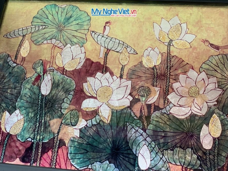 Tranh Sơn Mài Hoa Sen Và Hộp Quà Tặng Cao Cấp TBL34/17K3-14