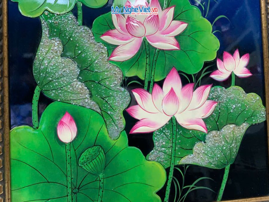 Tranh Sơn Mài Hoa Sen Đắp Nổi Nền Xanh 54x74cm TSM571-1.6.2