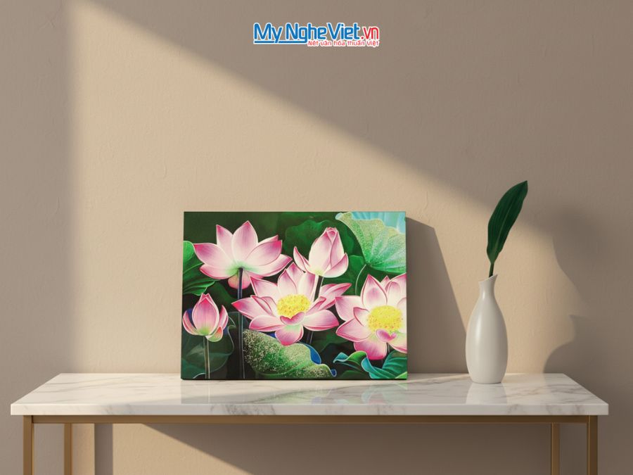 Tranh sơn mài Hoa Sen 30x40 TSMTBL34-6