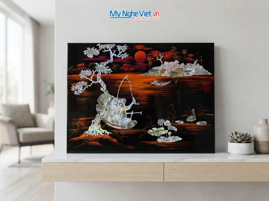 Tranh Sơn Mài Ngư Ông Câu Cá Cẩn Ốc Chìm Nền Ấm 30x40cm TSM343-2